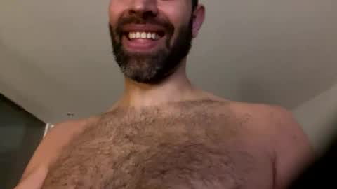 Snapshot of dilfofthenextdoor42 chatting on 5, 3, 2025 dilfofthenextdoor42 online show from 5, 3, 2025