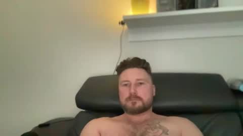 Snapshot of dilliding chatting on 11, 3, 2025 dilliding online show from 11, 3, 2025