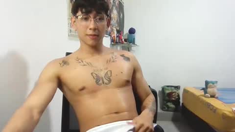 dillom420 online show from 12, 2, 2025