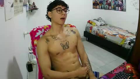 Snapshot of dillom420 chatting on 6, 1, 2026 dillom420 online show from 6, 1, 2026