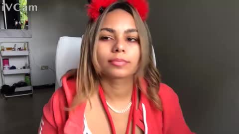 diosadeluniverso_ online show from 31, 10, 2025