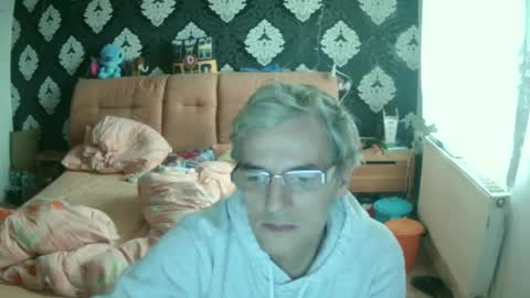 Adam Carla online show from 4, 12, 2024