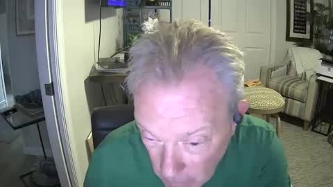 DirtkPitt Fun guy working online show from 12, 1, 2026