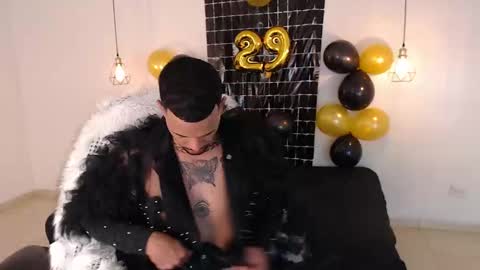 Snapshot of dirtybhot chatting on 18, 12, 2024 I just want to be happy online show from 18, 12, 2024