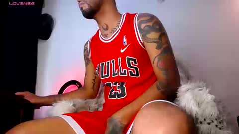 Snapshot of dirtybhot chatting on 18, 9, 2025 I just want to be happy online show from 18, 9, 2025