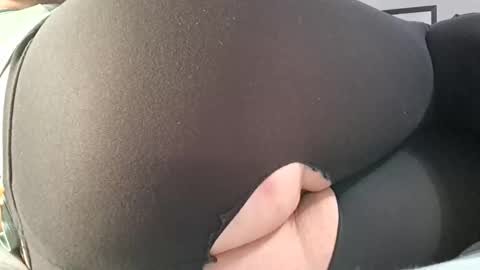 Snapshot of dirtydaisy1998 chatting on 27, 3, 2026 Daisy Wylde online show from 27, 3, 2026