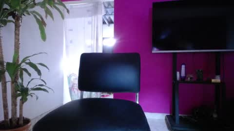 whats app - stagram marian doll online show from 27, 1, 2025