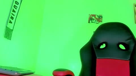 Naomy  online show from 27, 9, 2025