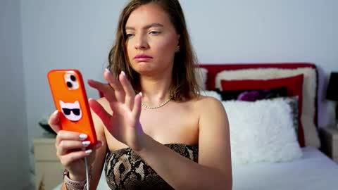 Chloe online show from 27, 5, 2026