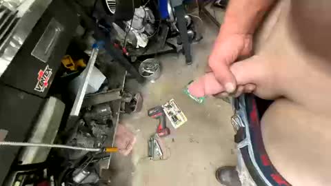 dirtywhite14 online show from 12, 10, 2025