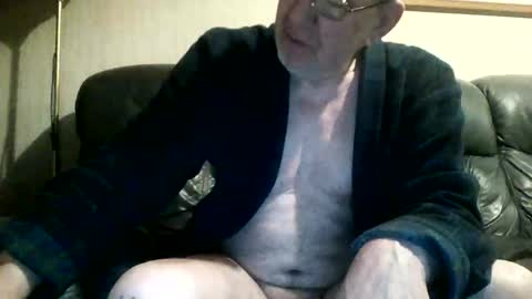 Snapshot of discovery63 chatting on 17, 12, 2024 discovery63 online show from 17, 12, 2024