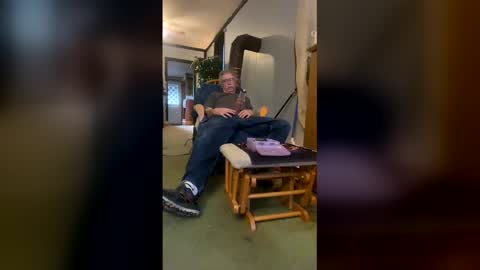 dispencer74 online show from 16, 2, 2026