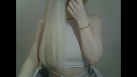 DitaMilton online show from 4, 3, 2025