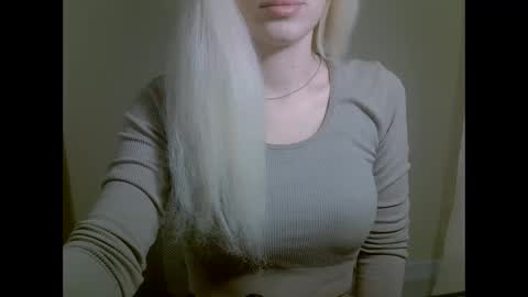 DitaMilton online show from 30, 9, 2025