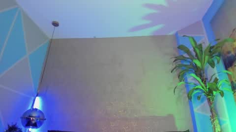 divaluna_ online show from 31, 3, 2026