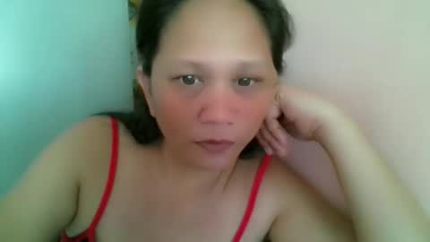 Snapshot of divinegrace10 chatting on 27, 4, 2026 Divine Grace Close To Your Hear online show from 27, 4, 2026
