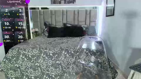 divinepearl online show from 2, 10, 2025