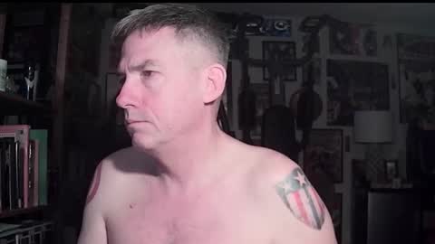 Snapshot of dix_handley_50 chatting on 7, 1, 2026 dix_handley_50 online show from 7, 1, 2026