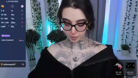 dixipixi_ online show from 1, 3, 2026