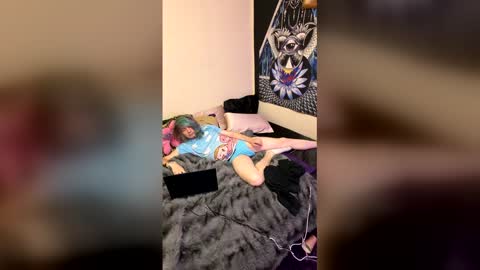 diztraxtion2468 online show from 10, 4, 2026