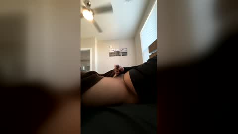 Snapshot of dj9469615 chatting on 1, 2, 2026 dj9469615 online show from 1, 2, 2026