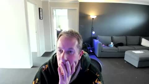 Snapshot of djallnightlong chatting on 25, 5, 2026 djallnightlong online show from 25, 5, 2026