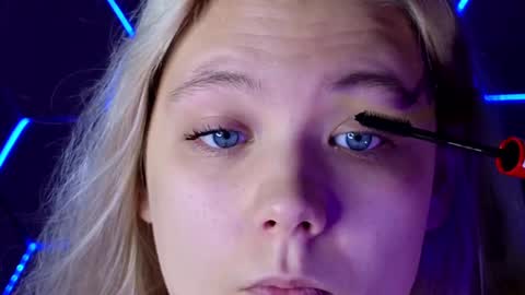 Jenia online show from 5, 12, 2024