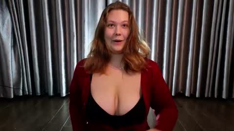Jenia online show from 30, 7, 2026