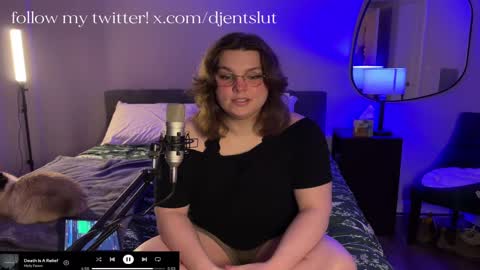 Snapshot of djentslut chatting on 8, 12, 2024 djentslut online show from 8, 12, 2024