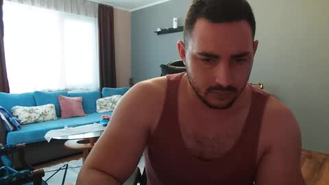 STR8 BOYv online show from 18, 2, 2025