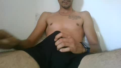 Snapshot of djull100 chatting on 21, 7, 2026 djull100 online show from 21, 7, 2026