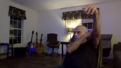 dogluc7 online show from 8, 12, 2024