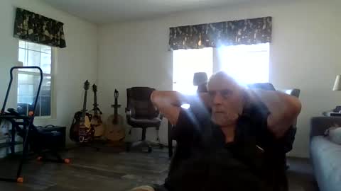 dogluc7 online show from 28, 2, 2025