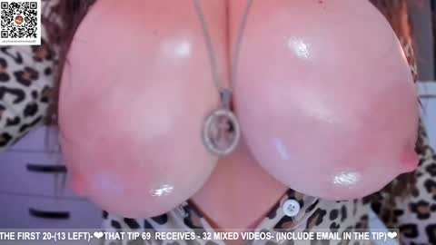 Snapshot of dolce4you69 chatting on 28, 1, 2025 Dea----IF YOU WANT TO SUPPORT ME -Purshase subscribtions scroll BIO THANK YOU LOVE - online show from 28, 1, 2025