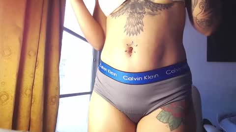 doll_and_thebrown online show from 22, 12, 2025