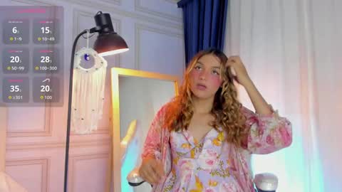 doll_isa_ online show from 19, 9, 2025