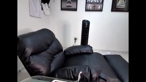 DollarHot30 online show from 15, 4, 2026