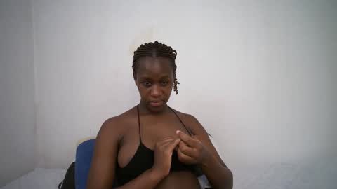 Snapshot of dollberry chatting on 8, 2, 2025 dollberry online show from 8, 2, 2025