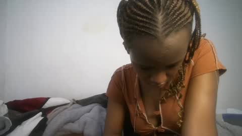 Snapshot of dollberry chatting on 12, 2, 2025 dollberry online show from 12, 2, 2025