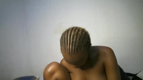 Snapshot of dollberry chatting on 11, 3, 2025 dollberry online show from 11, 3, 2025