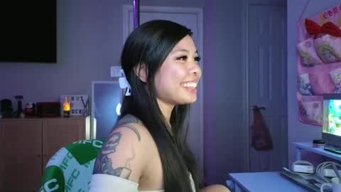 Snapshot of dolllface chatting on 26, 2, 2025 DOLLLFACE online show from 26, 2, 2025