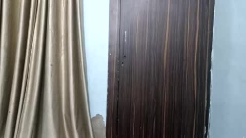 dollmeenu online show from 16, 1, 2026