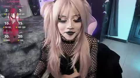 dolly_bones online show from 29, 7, 2026
