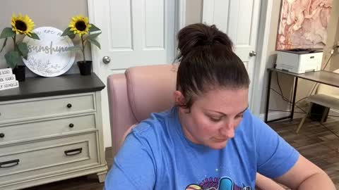 Dolly online show from 27, 2, 2025