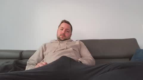 dombio_12 online show from 24, 4, 2026