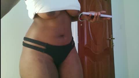 Snapshot of domecesy chatting on 14, 9, 2025 Amarie noels online show from 14, 9, 2025