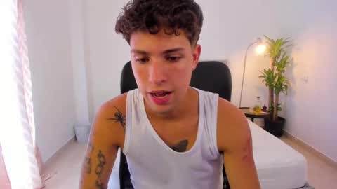 Snapshot of domi_master chatting on 12, 2, 2025 MASTER online show from 12, 2, 2025