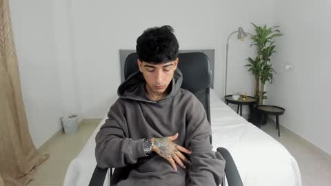 Snapshot of domi_master chatting on 26, 2, 2025 MASTER online show from 26, 2, 2025