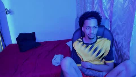 Snapshot of domi_master chatting on 19, 10, 2025 MASTER online show from 19, 10, 2025