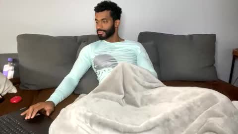 Domi online show from 28, 11, 2025